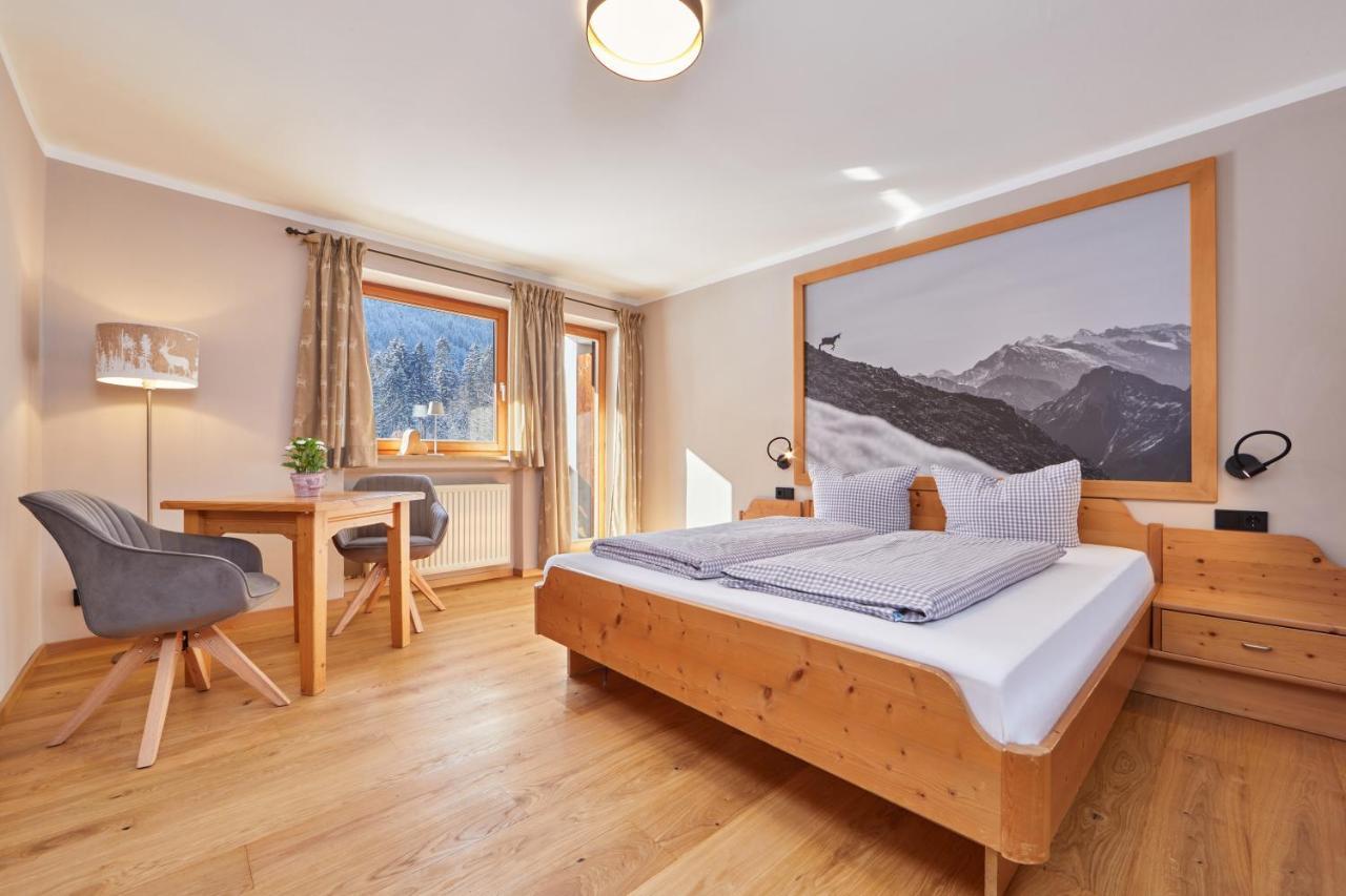 Gaestehaus Brandnerhof Гармиш-Партенкирхен Екстериор снимка
