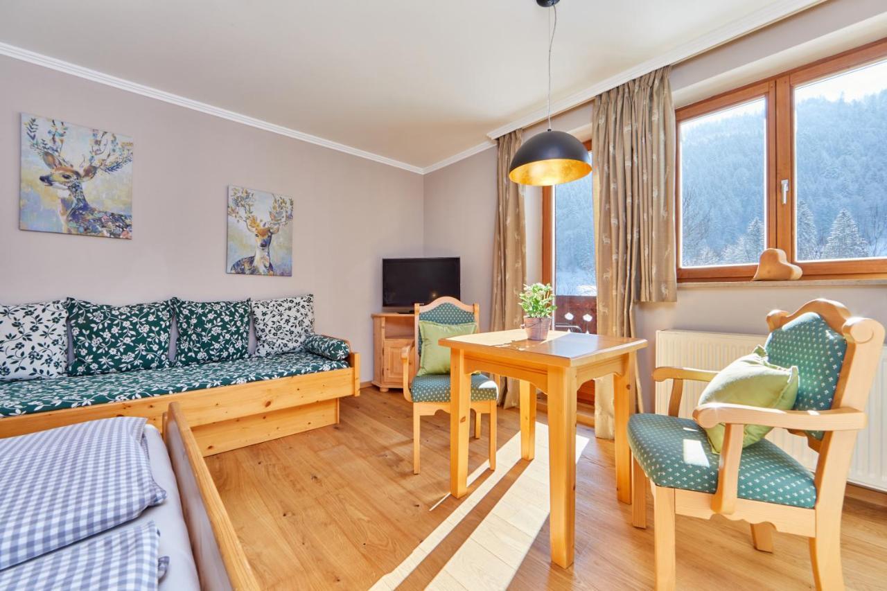 Gaestehaus Brandnerhof Гармиш-Партенкирхен Екстериор снимка